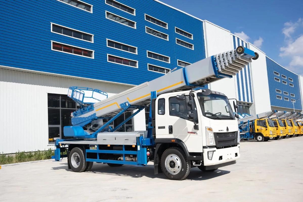 溧阳出租云梯车高空作业车 建筑垃圾搬运